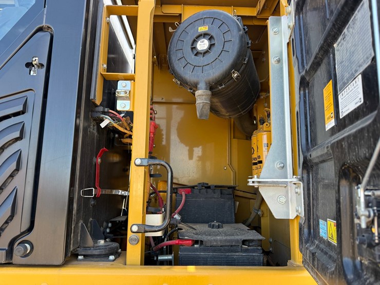 caterpillar-336fl-image-57