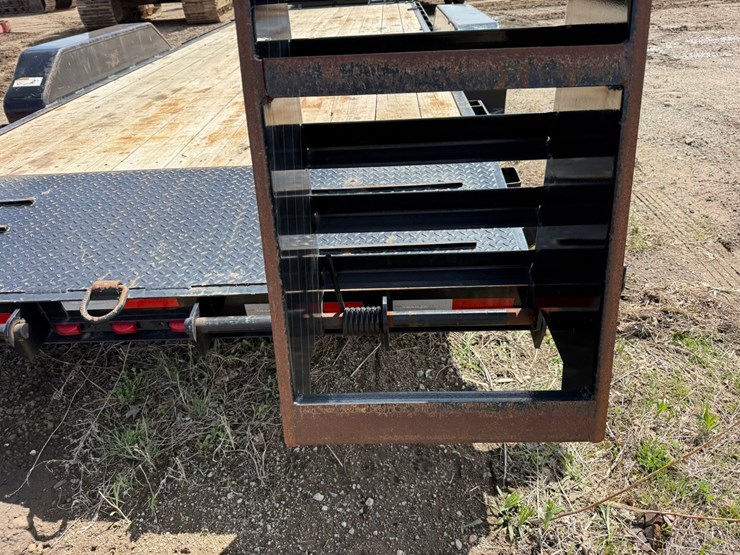 #6406-•-2023-trailerman-22'-equipment-trailer-image-13