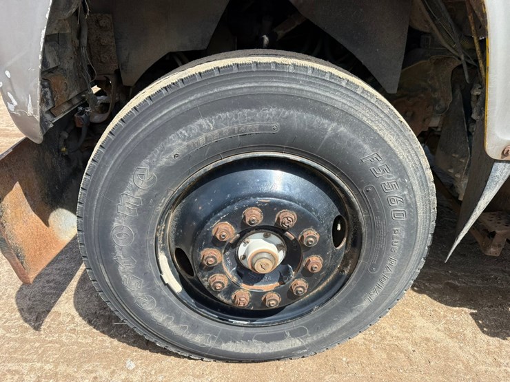1993-ford-l8000-image-55