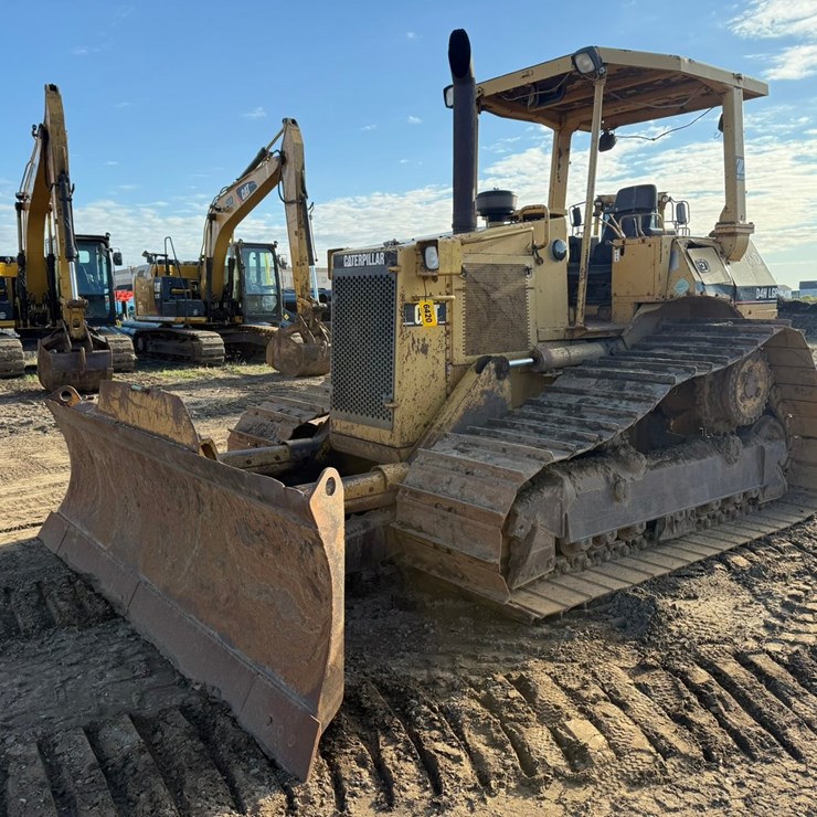 CATERPILLAR D4H LGP