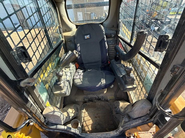 caterpillar-259d3-image-41
