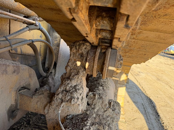 caterpillar-d4h-lgp-image-74