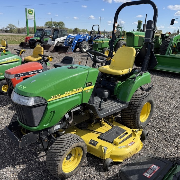 JOHN DEERE 2305