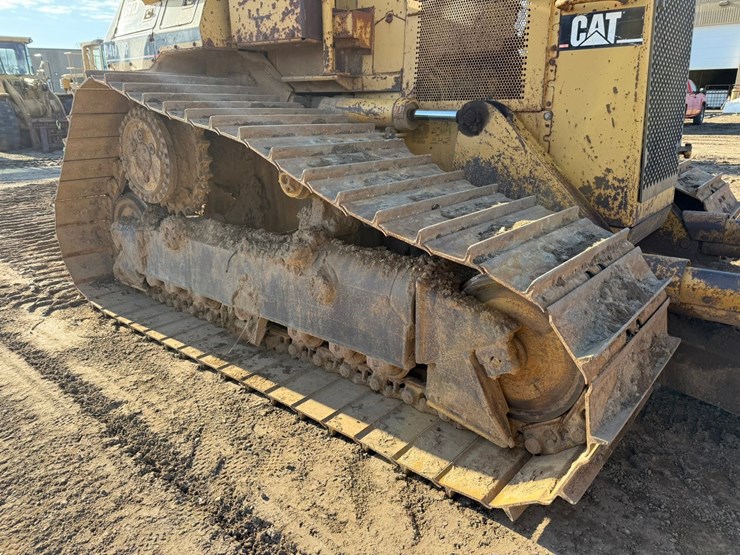 caterpillar-d4h-lgp-image-69