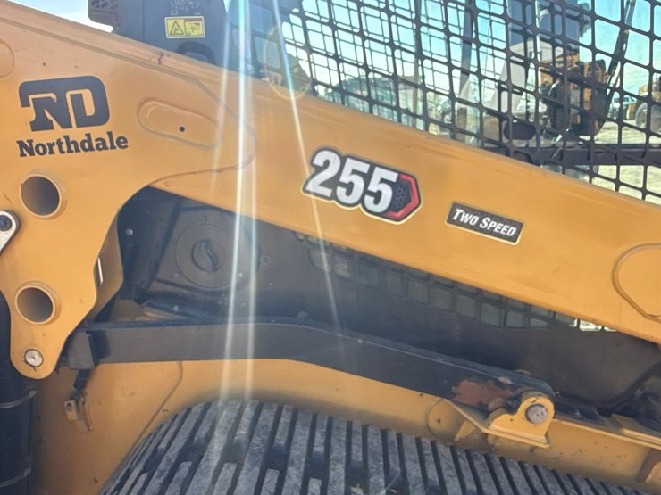 caterpillar-255-image-26
