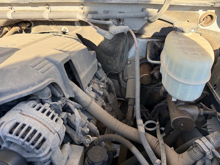 2014-chevrolet-2500-image-17