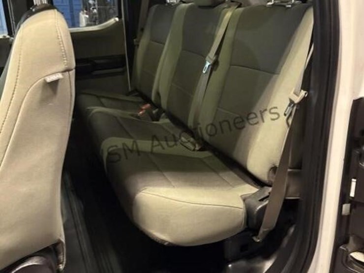 2015-ford-f150-image-25