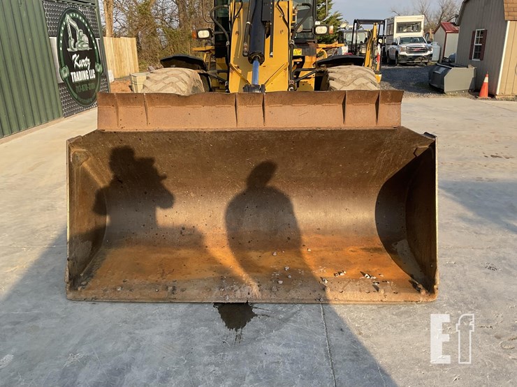 2006-caterpillar-924g-image-9