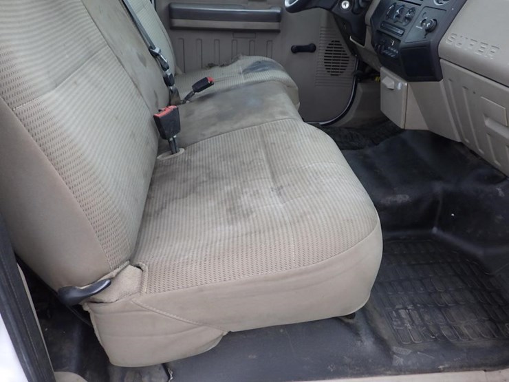 2009-ford-f250-image-25