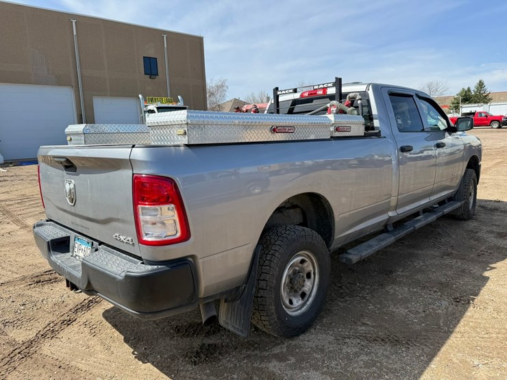 2021-dodge-2500-image-5