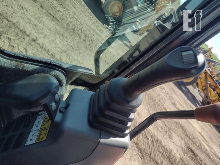 bobcat-e35i-image-11