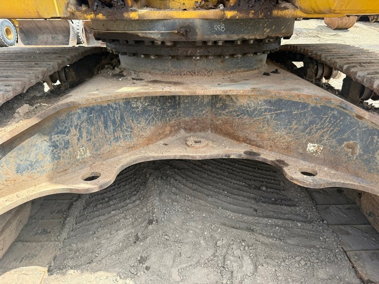 komatsu-pc490-lc-11-image-20