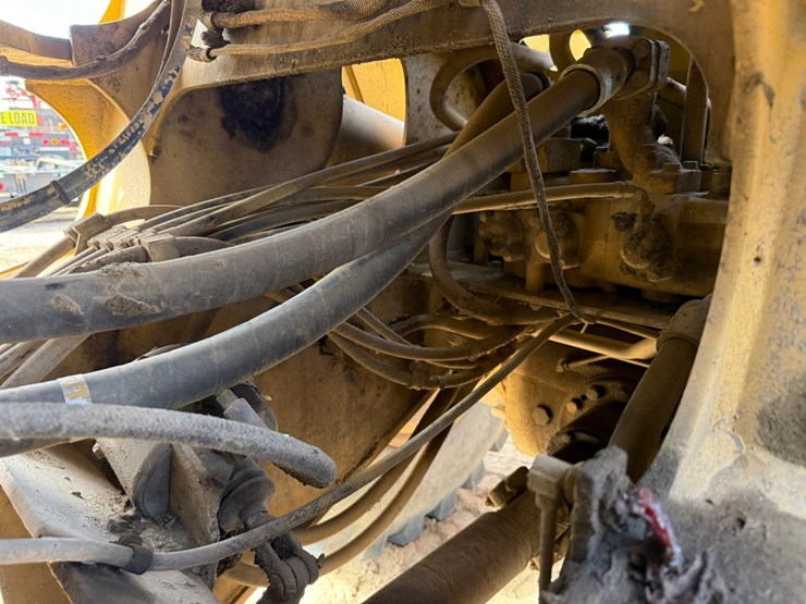 caterpillar-950f-image-65