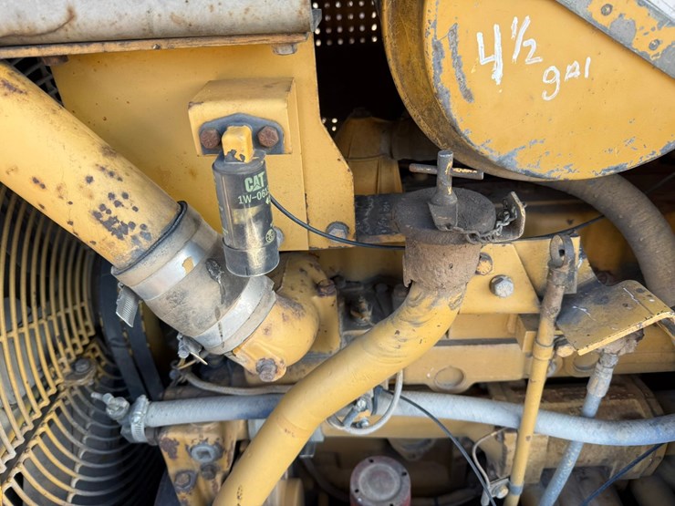 caterpillar-d4h-lgp-image-48