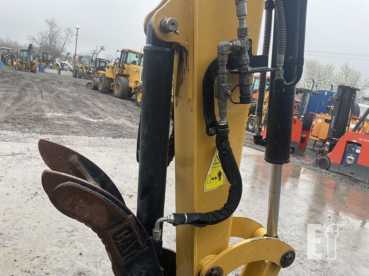 2022-caterpillar-305e2-cr-image-12