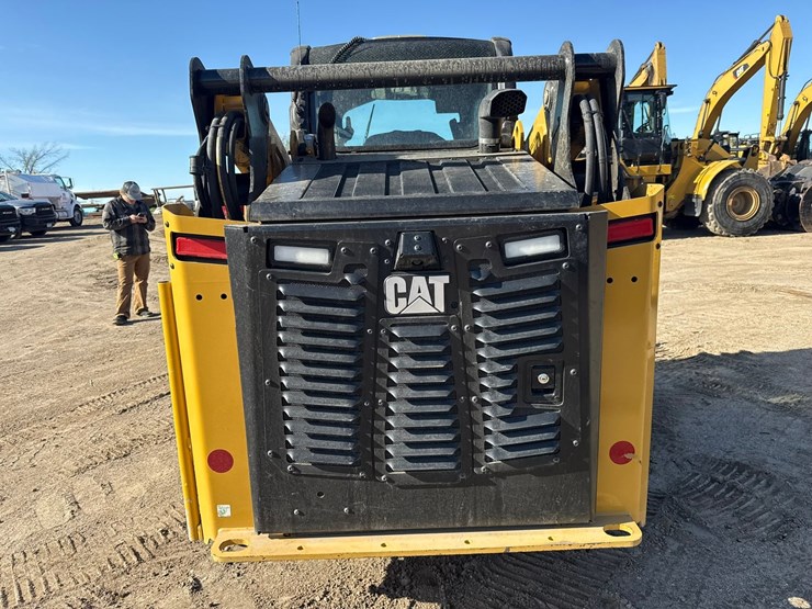caterpillar-255-image-4