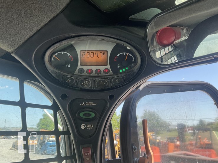 2018-bobcat-t770-image-18