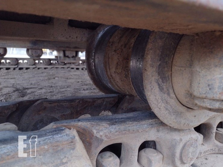 2006-deere-270d-lc-image-34