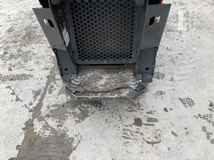 2022-kubota-scl1000-image-14
