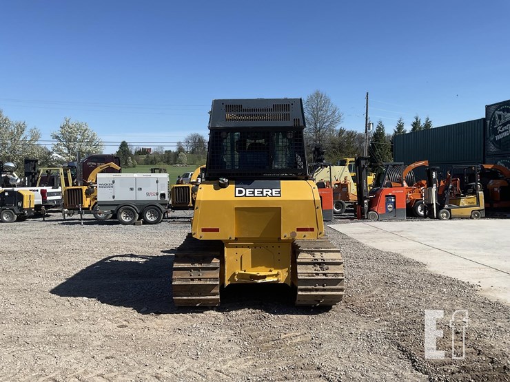 2019-deere-450k-lgp-image-3