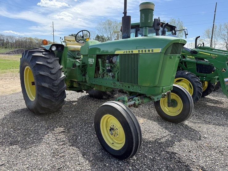 john-deere-4020-image-3