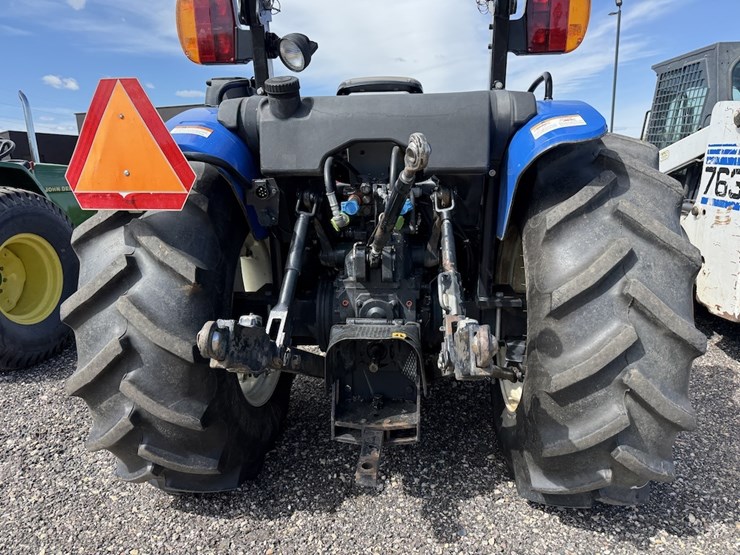 new-holland-tn60a-image-5