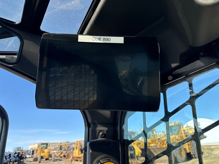 caterpillar-255-image-52