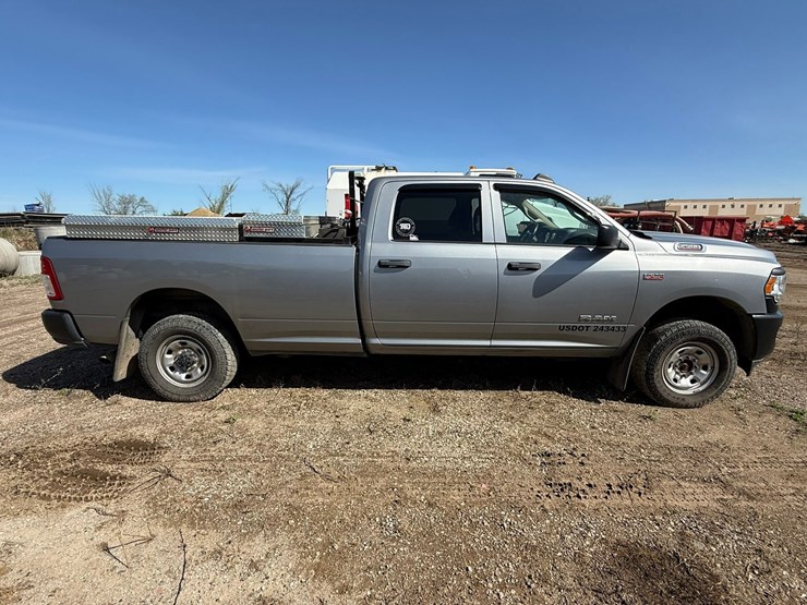 2021-dodge-2500-image-6