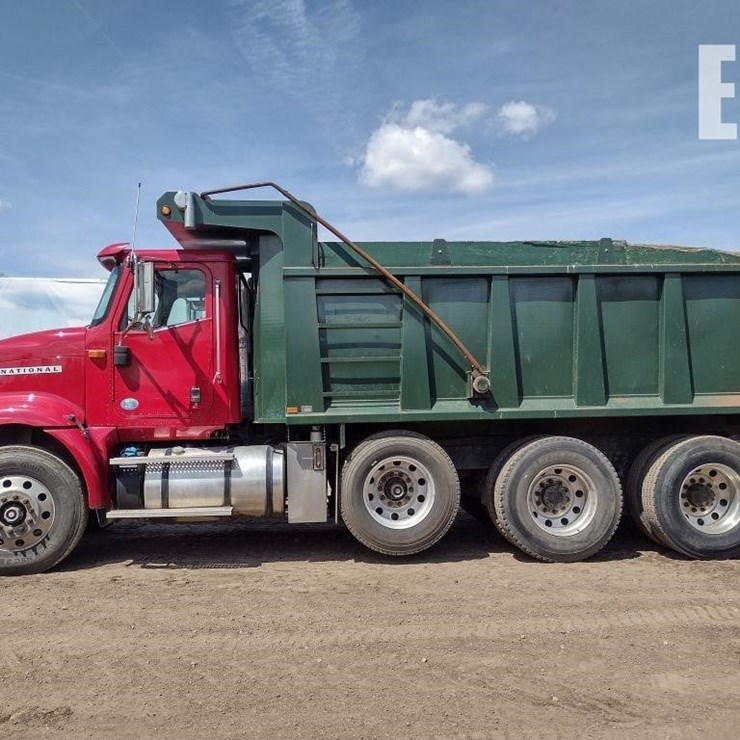 2015 INTERNATIONAL PAYSTAR 5900