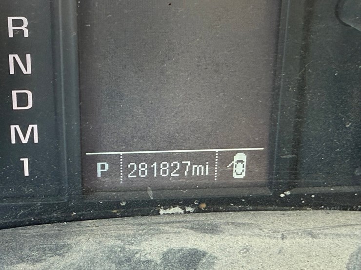 2015-chevrolet-2500-image-38