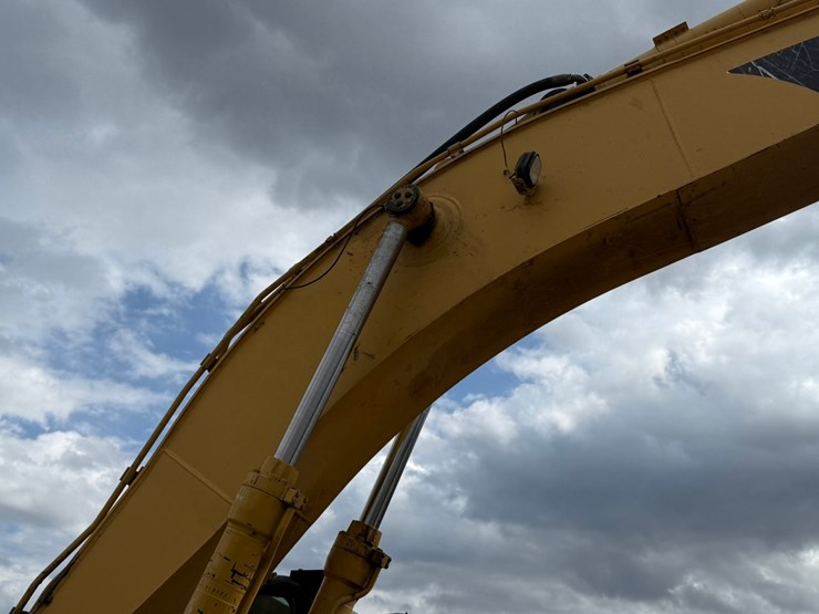 caterpillar-345bl-image-18