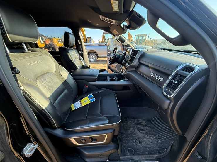 2021-dodge-1500-image-29