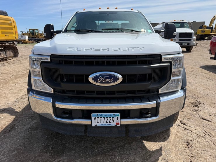 2020-ford-f550-xl-image-8