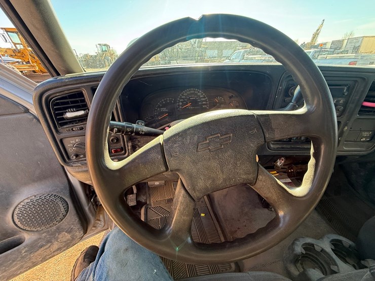 2006-chevrolet-2500-image-48
