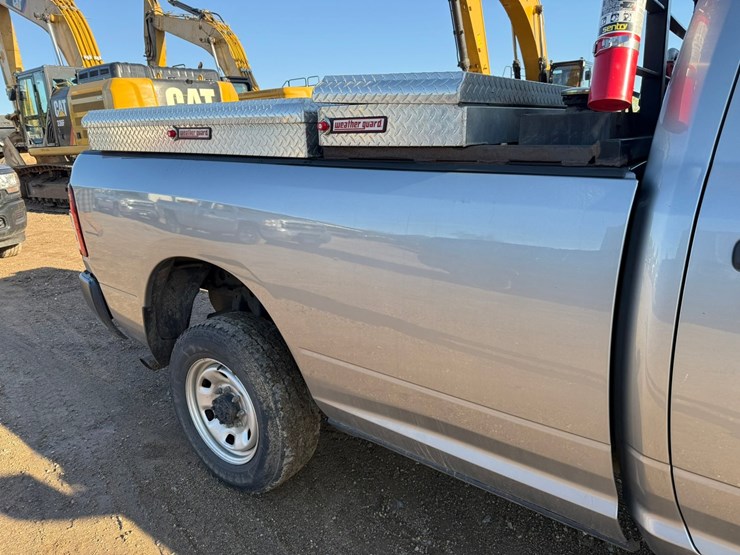 2021-dodge-2500-image-25