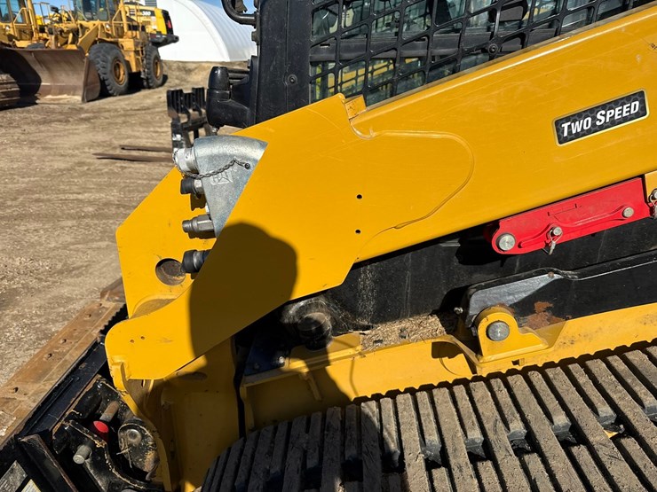 caterpillar-255-image-19