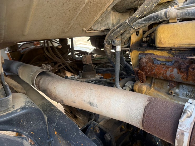 #6396-•-1997-ford-6911l-water-truck-image-31