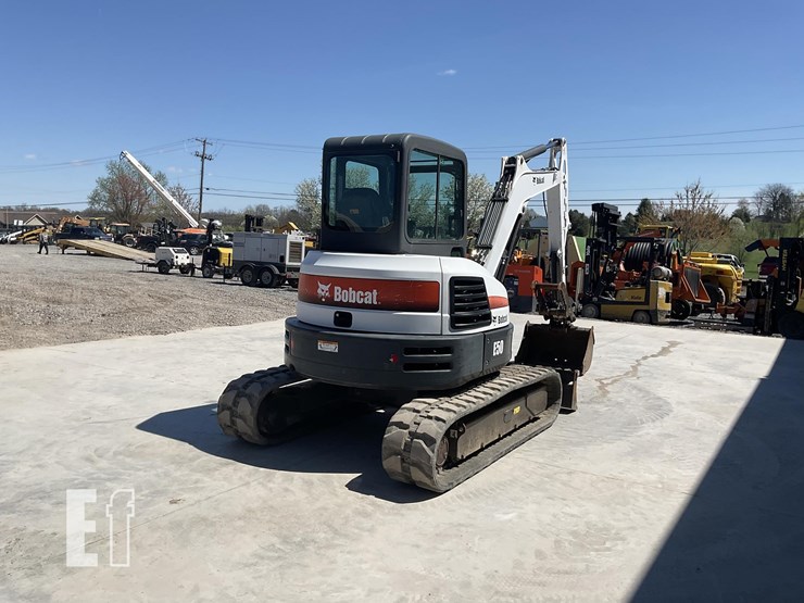 2015-bobcat-e50-image-4