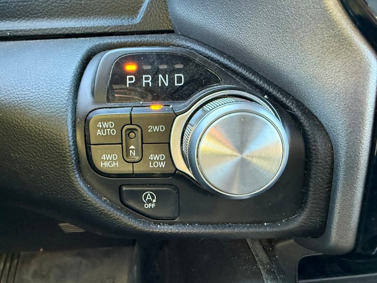 2021-dodge-1500-image-41
