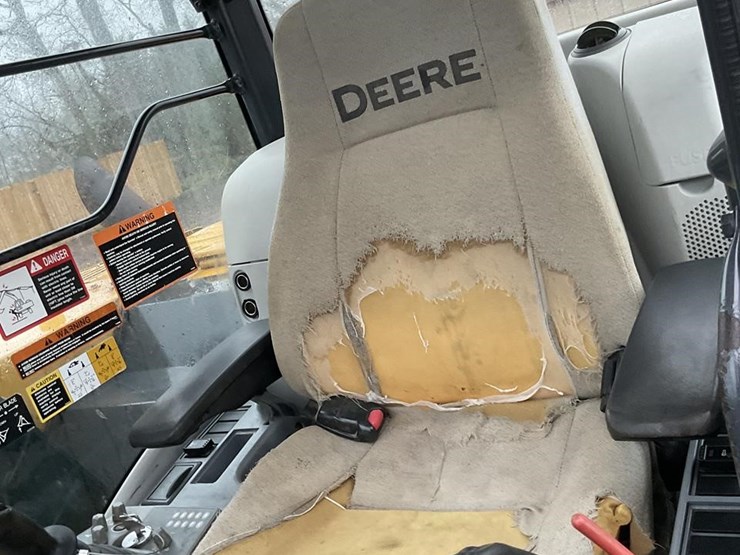 2019-deere-75g-image-13