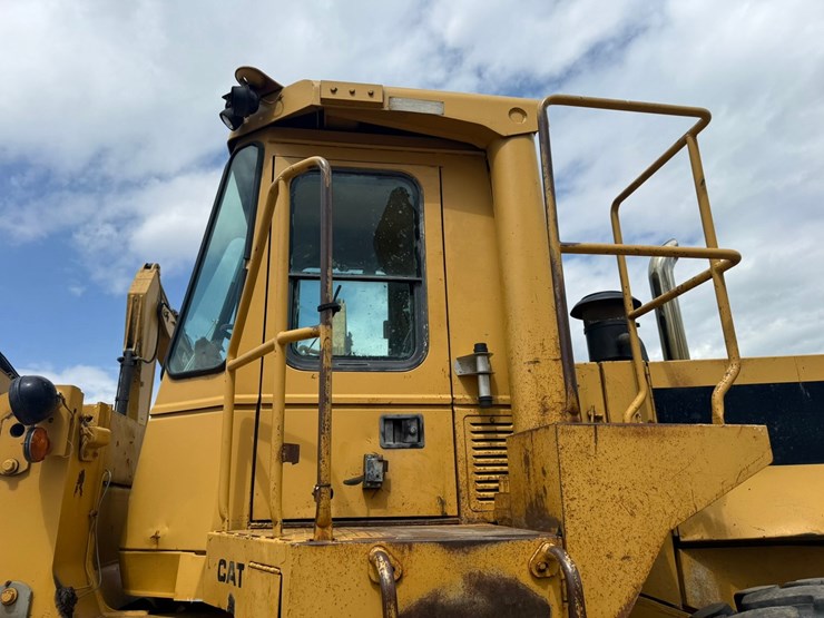 caterpillar-966d-image-43
