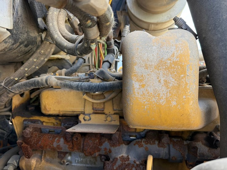 #6396-•-1997-ford-6911l-water-truck-image-30