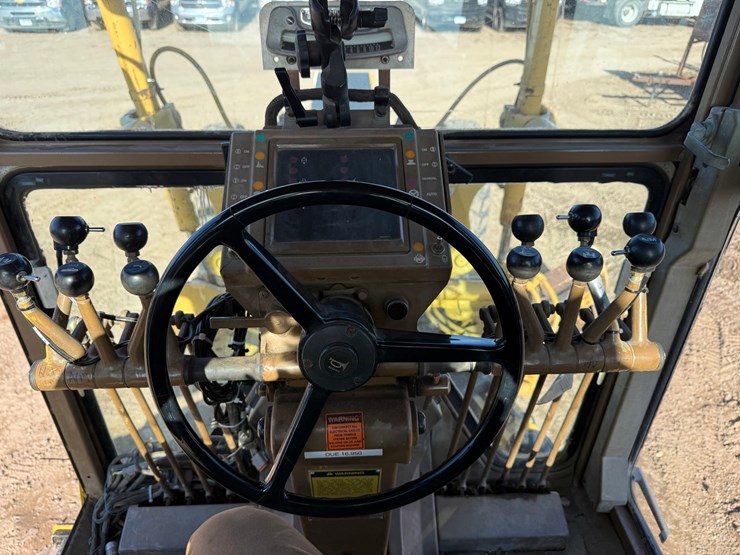 caterpillar-140g-image-82
