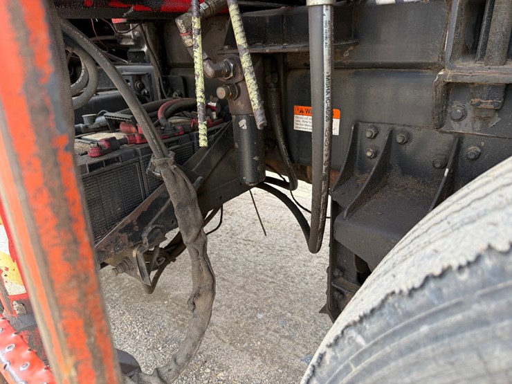 #6443-•-2003-sterling-boom/crane-truck-image-95
