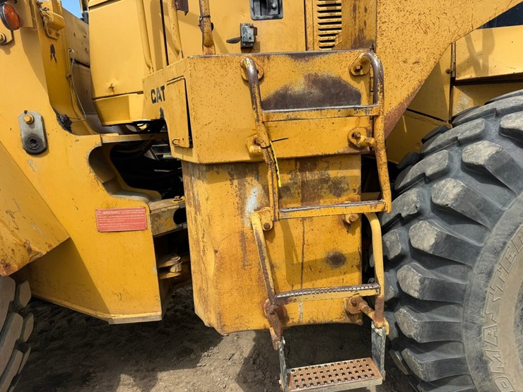 caterpillar-966d-image-44