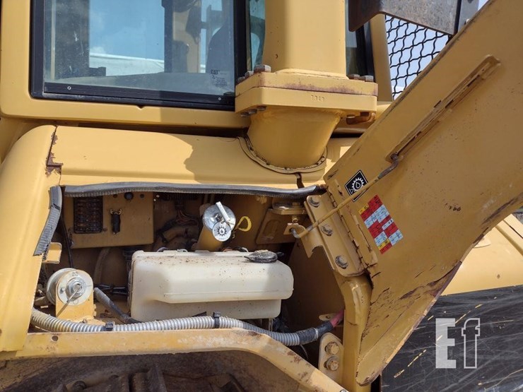 2006-caterpillar-d5n-xl-image-22