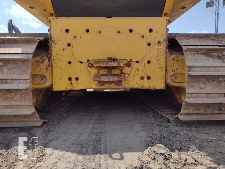 2021-deere-750l-lgp-image-40