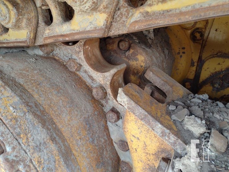 2021-deere-750l-lgp-image-28