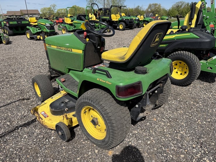 john-deere-425-image-6
