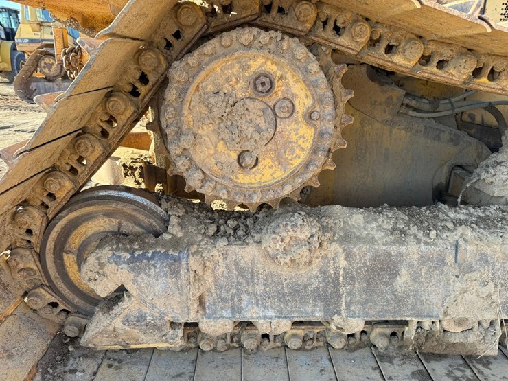 caterpillar-d4h-lgp-image-72